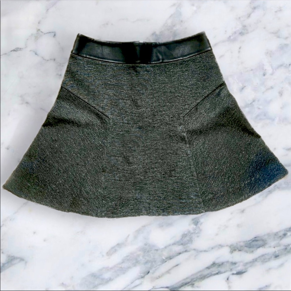 Express gray ponte knit leather waistband skirt